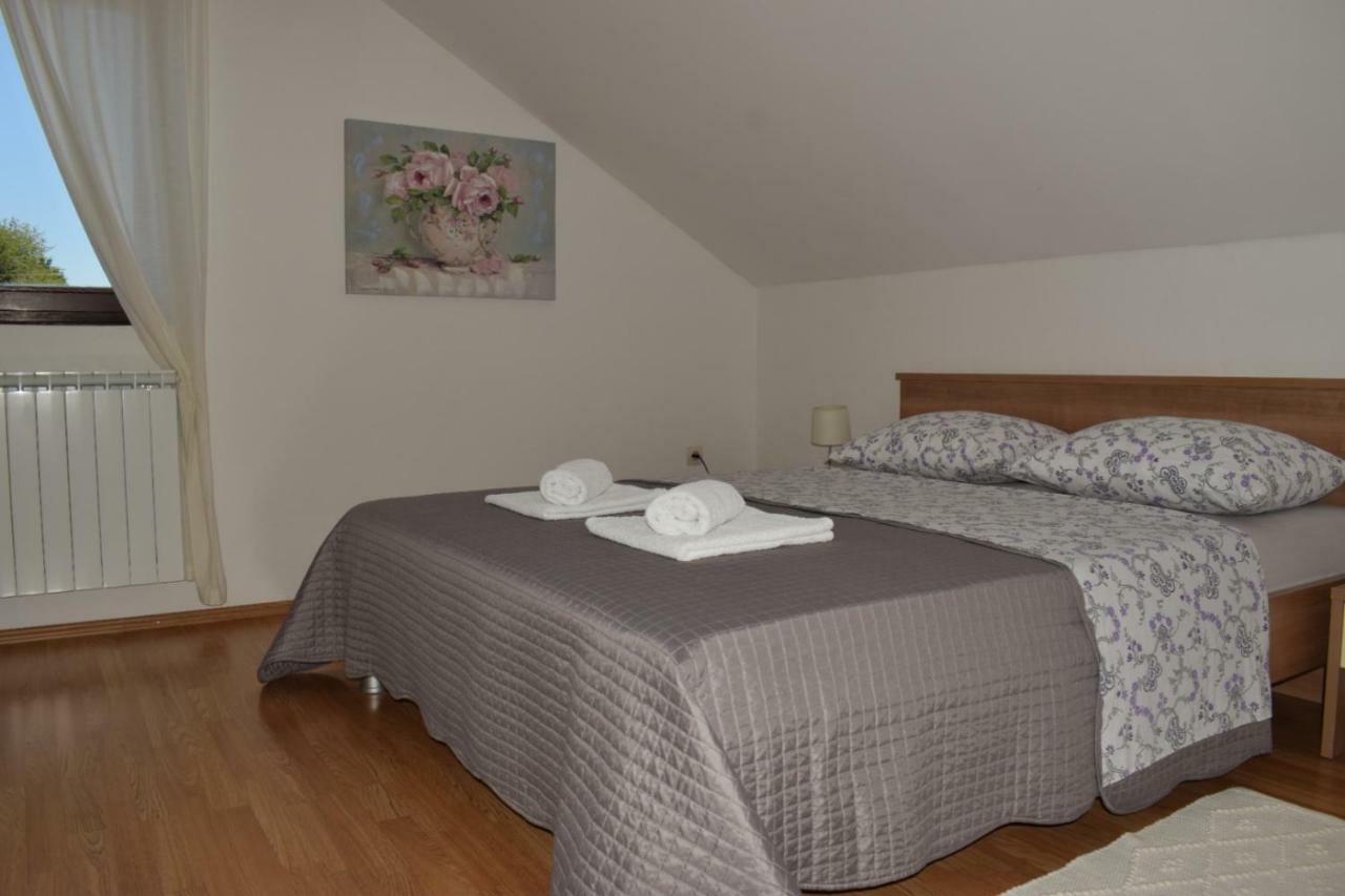 Apartment Silvia Slunj Eksteriør billede