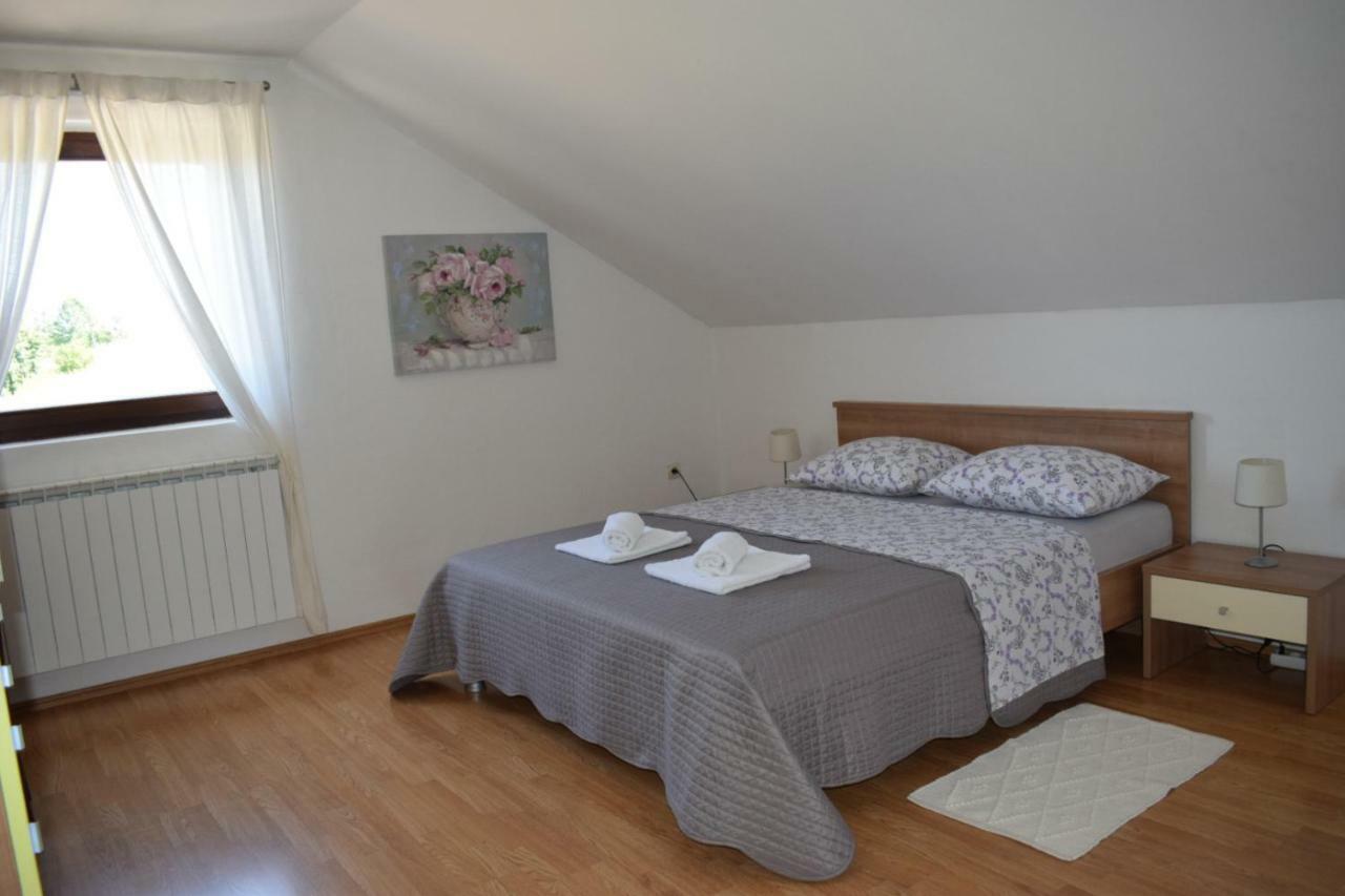 Apartment Silvia Slunj Eksteriør billede